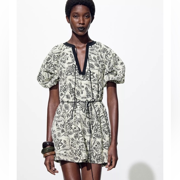 Zara Dresses & Skirts - ZARA BELTED JACQUARD DRESS